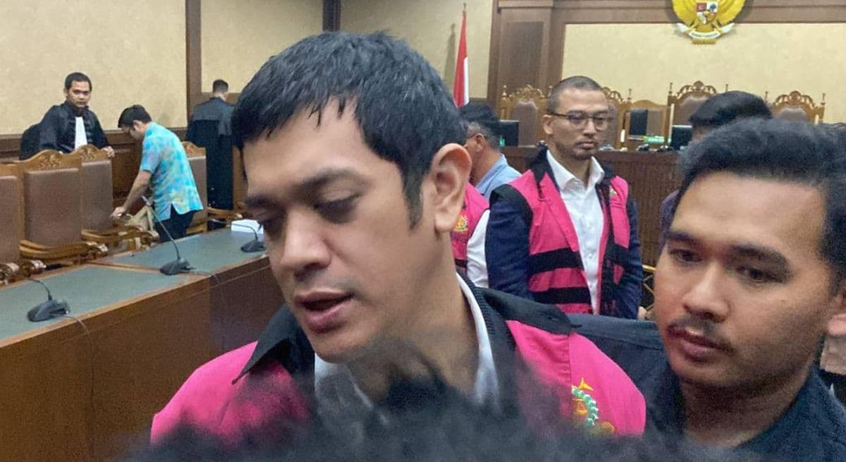 Kerry Riza Dituntut 18 Tahun Bui, Kuasa Hukum: Isi Tuntutan Kembar Identik dengan Dakwaan Kerry Riza Dituntut 18 Tahun Bui, Kuasa Hukum: Isi Tuntutan Kembar Identik dengan Dakwaan