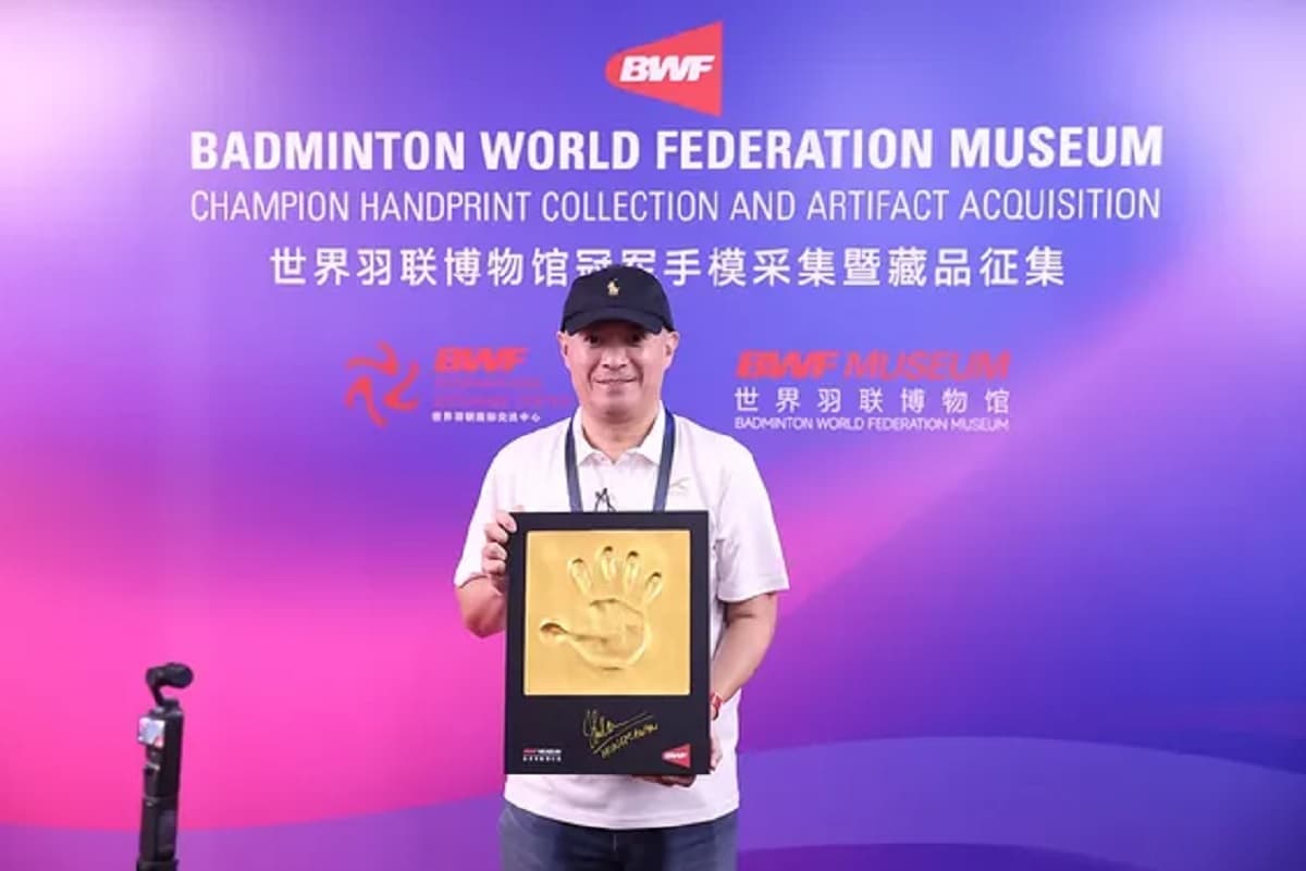 Kisah Legenda Bulu Tangkis Indonesia Hendrawan, Rela Nyeker dan Pinjamkan Sepatu ke Pebulu Tangkis Jamaika Kisah Legenda Bulu Tangkis Indonesia Hendrawan, Rela Nyeker dan Pinjamkan Sepatu ke Pebulu Tangkis Jamaika