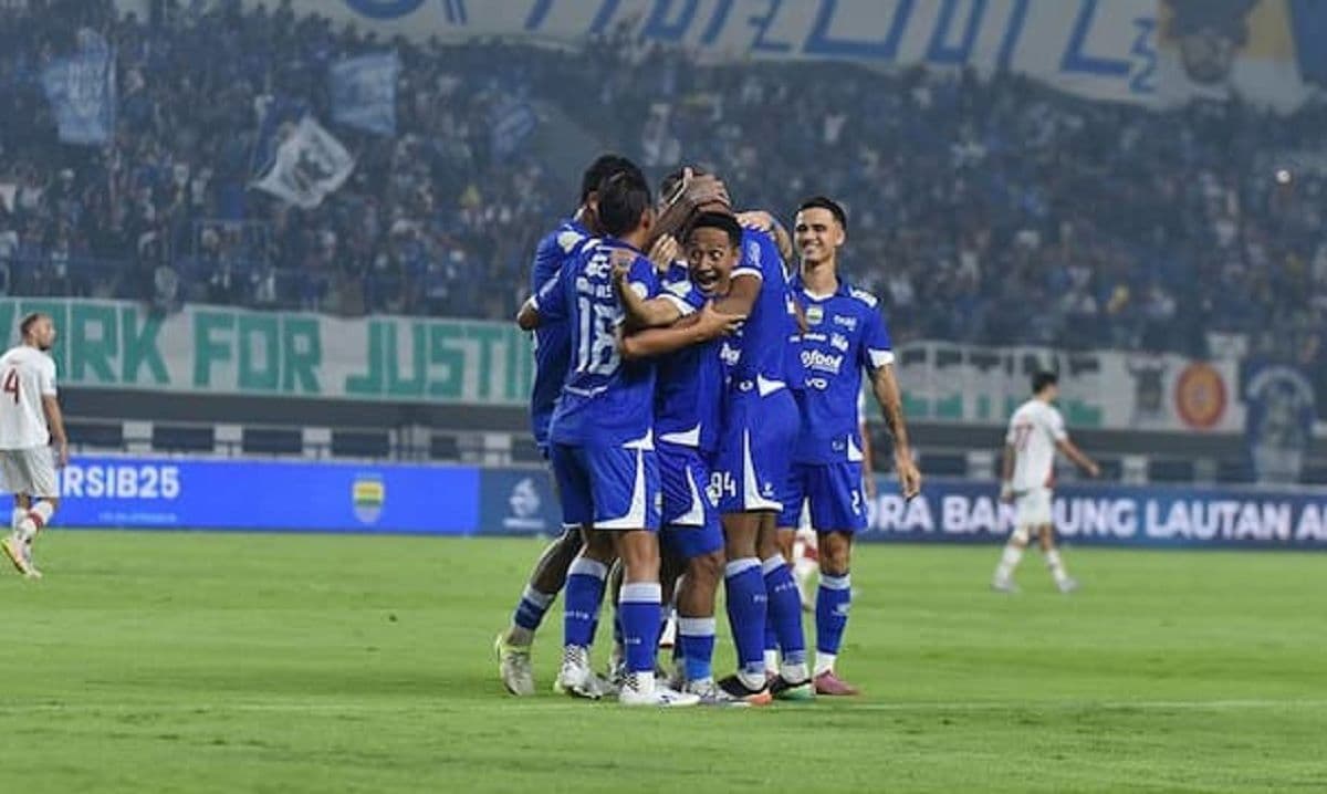 Klik di Sini! Link Live Streaming Persib Bandung vs Madura United di Super League 2025-2026 Malam Ini Klik di Sini! Link Live Streaming Persib Bandung vs Madura United di Super League 2025-2026 Malam Ini