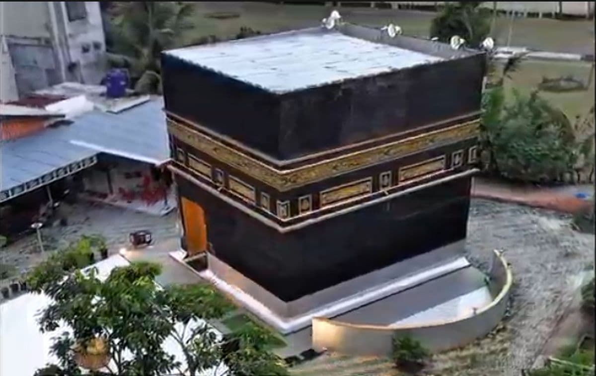 Unik! Shalat Subuh di Masjid Ini Berhadiah AC hingga Umroh Unik! Shalat Subuh di Masjid Ini Berhadiah AC hingga Umroh