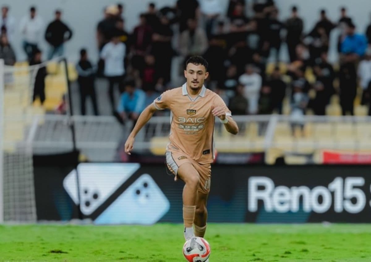 Jan Olde Riekerink Buka Suara soal Misteri Absennya Ivar Jenner di Laga Persita Tangerang vs Dewa United Jan Olde Riekerink Buka Suara soal Misteri Absennya Ivar Jenner di Laga Persita Tangerang vs Dewa United