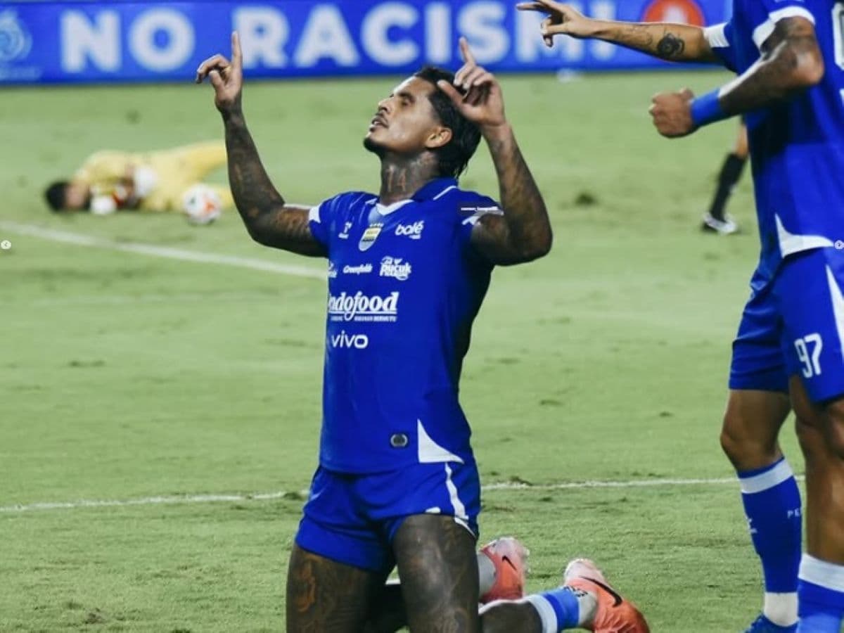 Persib Bandung Nyaman di Puncak Klasemen, Ramon Tanque Ingatkan Rekan Setim Tak Terlena Persib Bandung Nyaman di Puncak Klasemen, Ramon Tanque Ingatkan Rekan Setim Tak Terlena