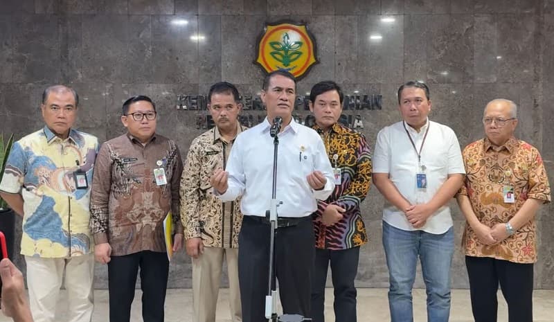 Amran Sebut Stok Pangan RI Aman meski Perang AS-Israel vs Iran Memanas Amran Sebut Stok Pangan RI Aman meski Perang AS-Israel vs Iran Memanas