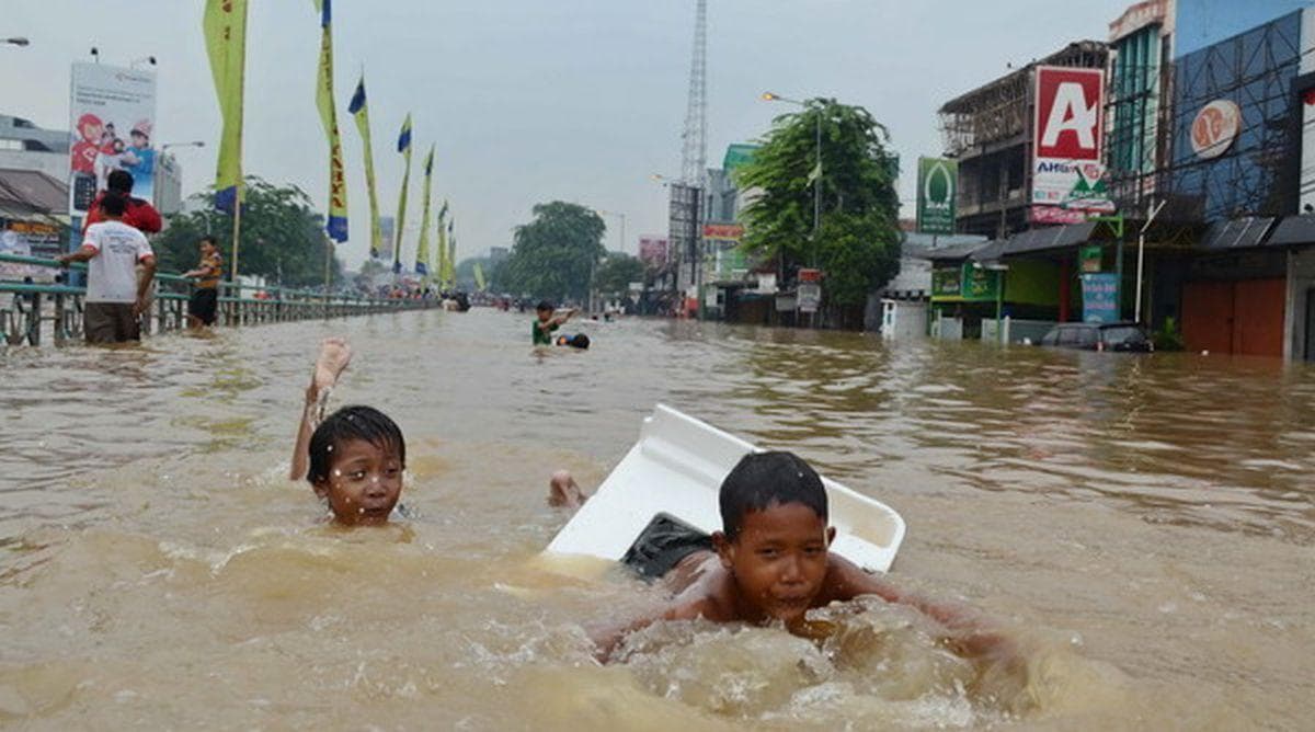 Sempat Lumpuh Akibat Banjir, Underpass Mampang Kini Sudah Normal Sempat Lumpuh Akibat Banjir, Underpass Mampang Kini Sudah Normal
