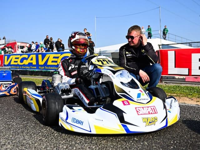 Tunjukkan Mental Juara, Pembalap Indonesia Qarrar Firhand Tembus 10 Besar di South Garda Karting Italia Tunjukkan Mental Juara, Pembalap Indonesia Qarrar Firhand Tembus 10 Besar di South Garda Karting Italia