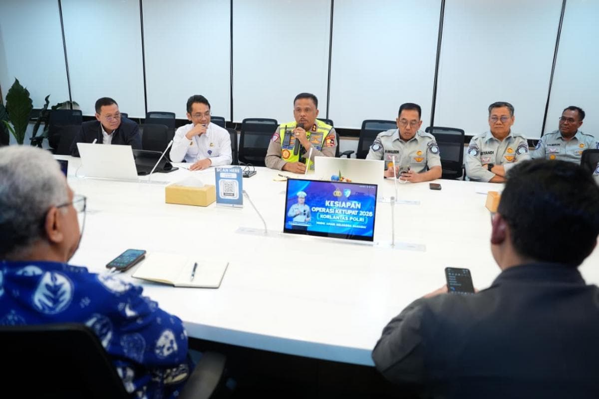 Kakorlantas Rapat dengan Pakar dan Stakeholder, Matangkan Operasi Ketupat 2026 Kakorlantas Rapat dengan Pakar dan Stakeholder, Matangkan Operasi Ketupat 2026