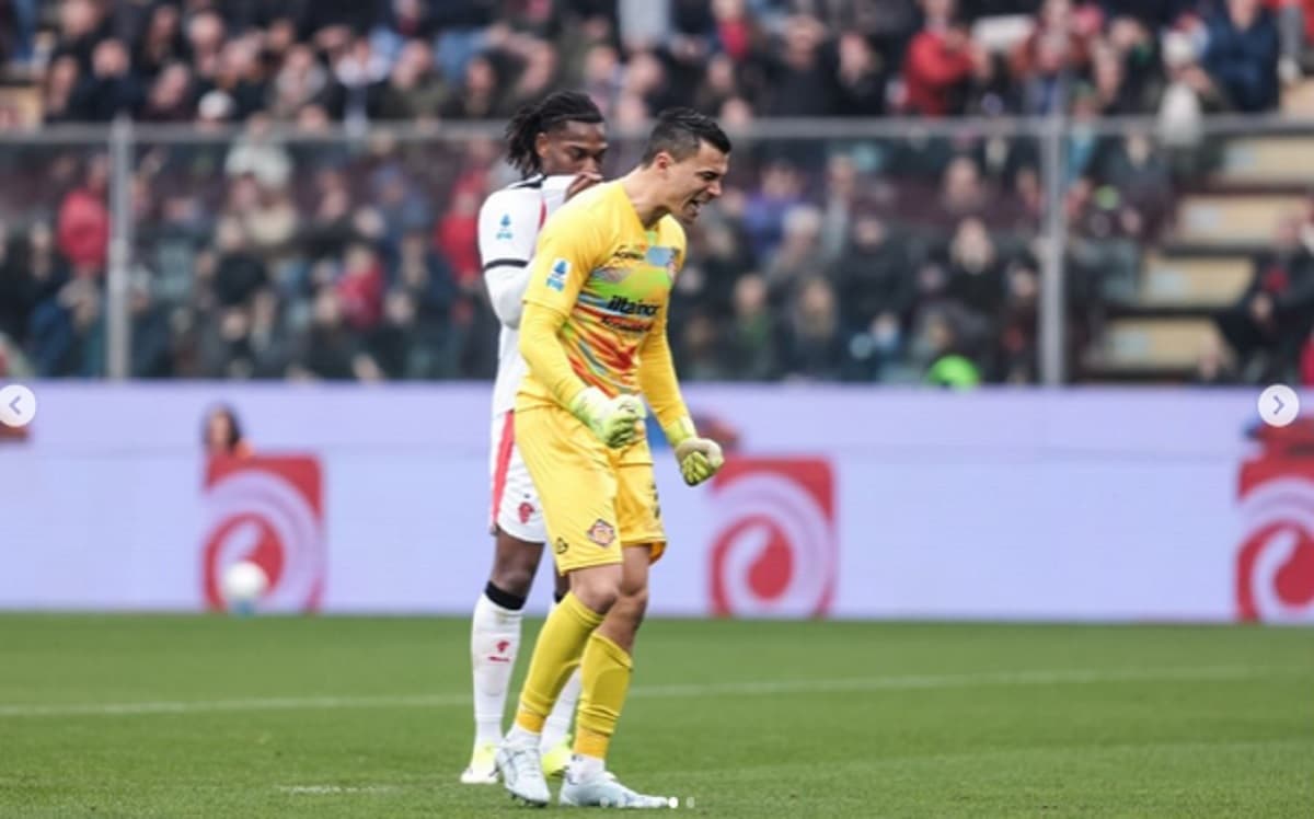 Kisah Pilu Emil Audero, Catatkan Laga Ke-200 di Liga Italia dengan Kekalahan Kisah Pilu Emil Audero, Catatkan Laga Ke-200 di Liga Italia dengan Kekalahan