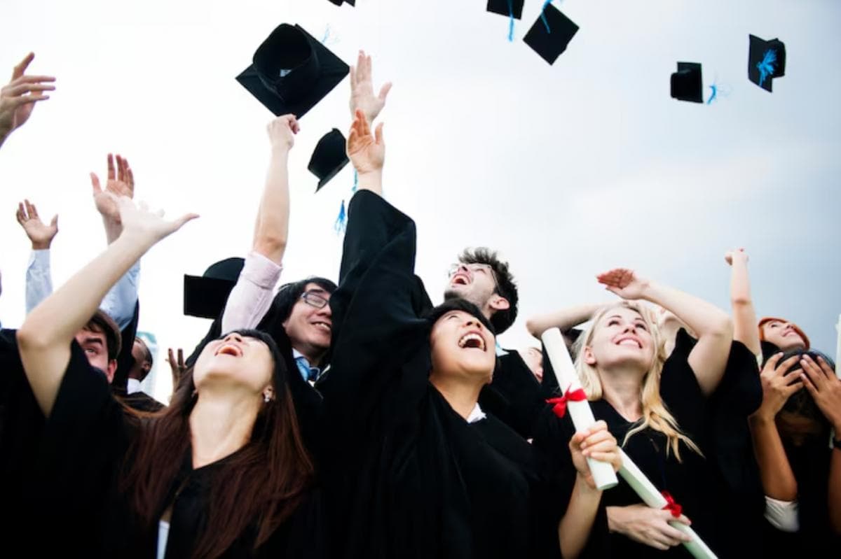 5 Negara dengan Uang Saku Beasiswa LPDP Luar Negeri Tertinggi 5 Negara dengan Uang Saku Beasiswa LPDP Luar Negeri Tertinggi