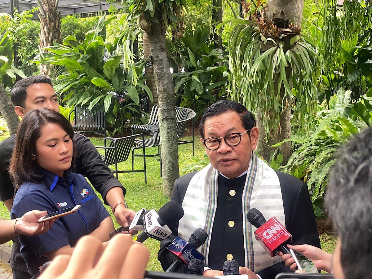 Cuaca Jakarta Panas Menyengat, Ini Respons Pramono Cuaca Jakarta Panas Menyengat, Ini Respons Pramono