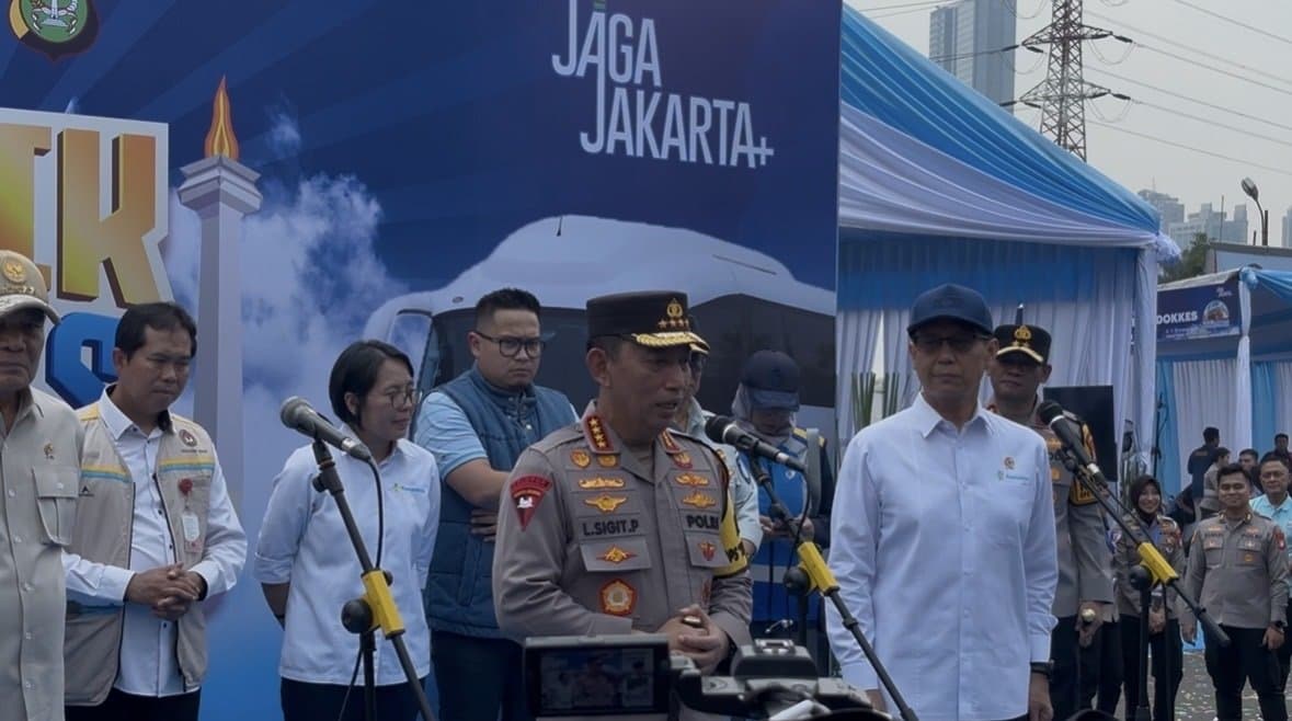 Kapolri Ungkap Angka Kecelakaan Turun 40,91 Persen hingga Hari Keenam Operasi Ketupat Kapolri Ungkap Angka Kecelakaan Turun 40,91 Persen hingga Hari Keenam Operasi Ketupat