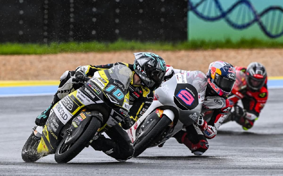 Veda Ega Pratama Tembus 3 Besar Practice Moto3 Brasil 2026, Mario Aji Finis Posisi 5 di Moto2! Veda Ega Pratama Tembus 3 Besar Practice Moto3 Brasil 2026, Mario Aji Finis Posisi 5 di Moto2!