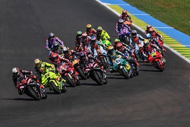 Klasemen MotoGP 2026 Kelar GP Brasil: Marc Marquez Melesat, Marco Bezzecchi Nyaman di Puncak! Klasemen MotoGP 2026 Kelar GP Brasil: Marc Marquez Melesat, Marco Bezzecchi Nyaman di Puncak!