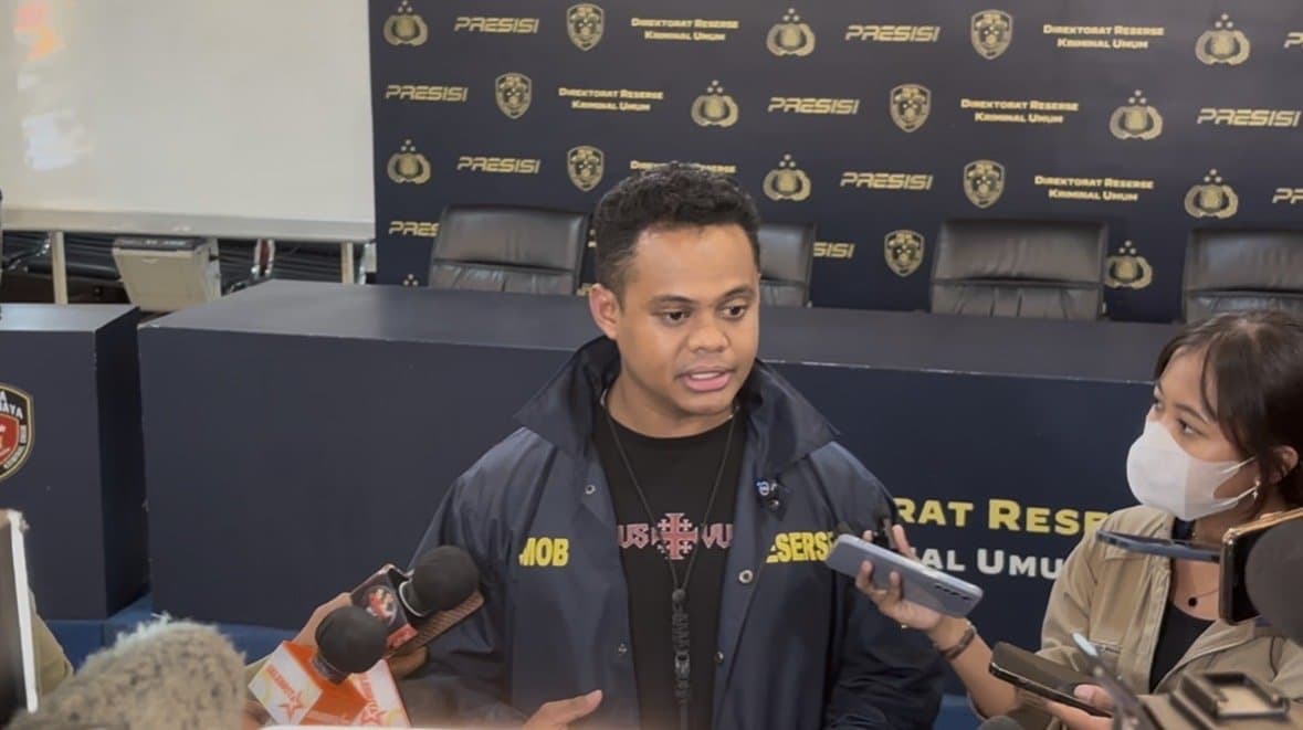 WN Irak Pembunuh Cucu Mpok Nori Ternyata Penjual Parfum di Mangga Dua WN Irak Pembunuh Cucu Mpok Nori Ternyata Penjual Parfum di Mangga Dua