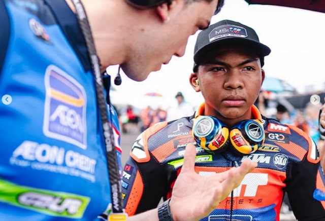 Kisah Pilu Pembalap Malaysia Kalah Jauh dari Veda Ega Pratama di Moto3 Brasil 2026 Kisah Pilu Pembalap Malaysia Kalah Jauh dari Veda Ega Pratama di Moto3 Brasil 2026