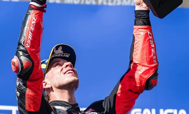 Marco Bezzecchi Bocorkan Isi Pesan Sakti Valentino Rossi yang Membantunya Menangi MotoGP Brasil 2026 Marco Bezzecchi Bocorkan Isi Pesan Sakti Valentino Rossi yang Membantunya Menangi MotoGP Brasil 2026