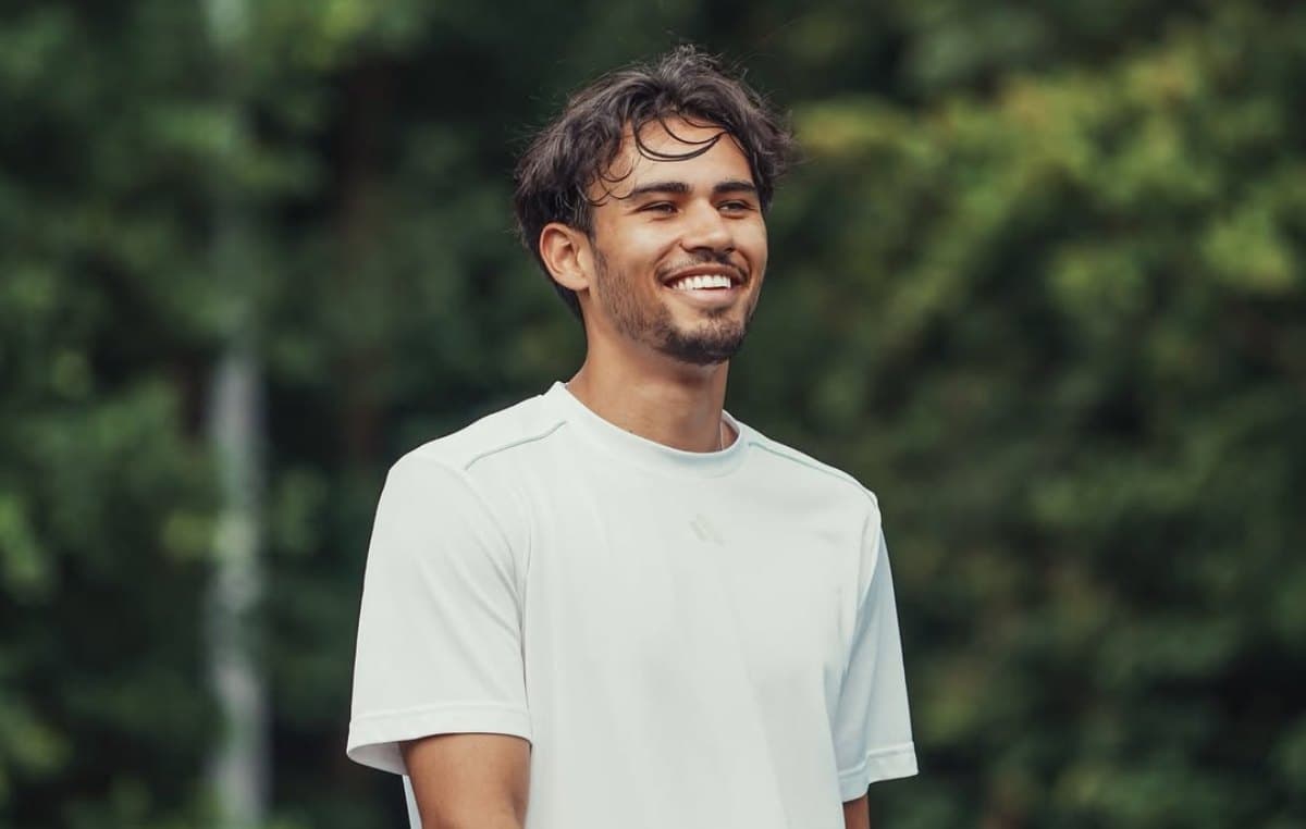 Eredivisie Angkat Bicara soal Paspor Indonesia Dean James dan Nathan Tjoe-A-On yang Dipermasalahkan Klub Belanda Eredivisie Angkat Bicara soal Paspor Indonesia Dean James dan Nathan Tjoe-A-On yang Dipermasalahkan Klub Belanda