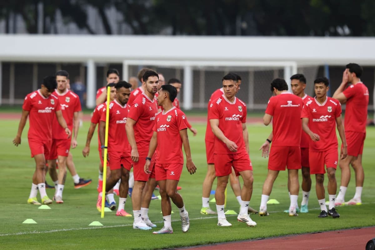 John Herdman Kembalikan Skema 3 Bek ala Shin Tae yong di Laga Timnas Indonesia vs Saint Kitts and Nevis? John Herdman Kembalikan Skema 3 Bek ala Shin Tae yong di Laga Timnas Indonesia vs Saint Kitts and Nevis?