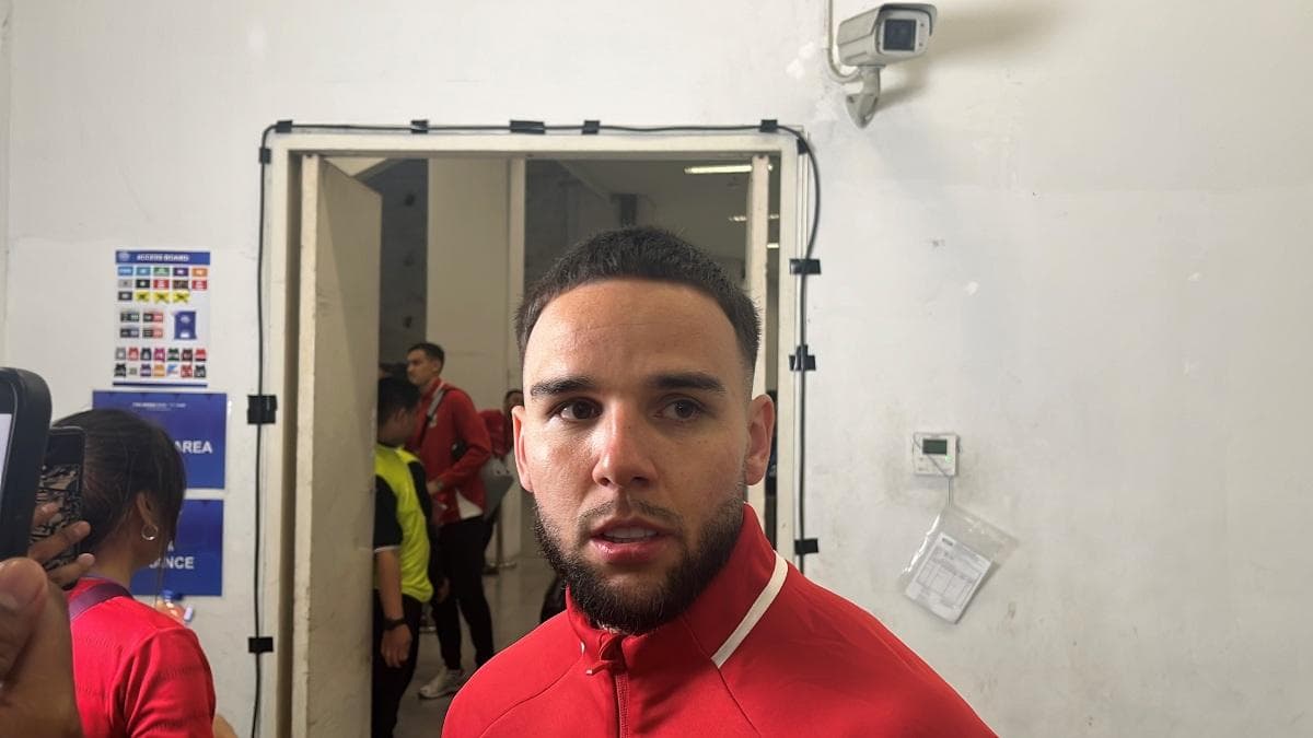 Manut John Herdman, Calvin Verdonk Siap Dimainkan di Berbagai Posisi! Manut John Herdman, Calvin Verdonk Siap Dimainkan di Berbagai Posisi!