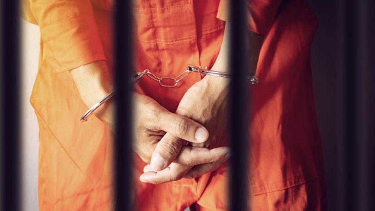 Oknum Guru MTs Diduga Tawarkan Jasa Seksual di Tangsel, Ternyata Punya Kelainan Seksual Oknum Guru MTs Diduga Tawarkan Jasa Seksual di Tangsel, Ternyata Punya Kelainan Seksual