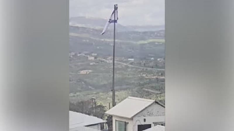 Israel Kibarkan Bendera di Samping Markas UNIFIL, Penjaga Perdamaian Indonesia Terancam Ditembaki Israel Kibarkan Bendera di Samping Markas UNIFIL, Penjaga Perdamaian Indonesia Terancam Ditembaki