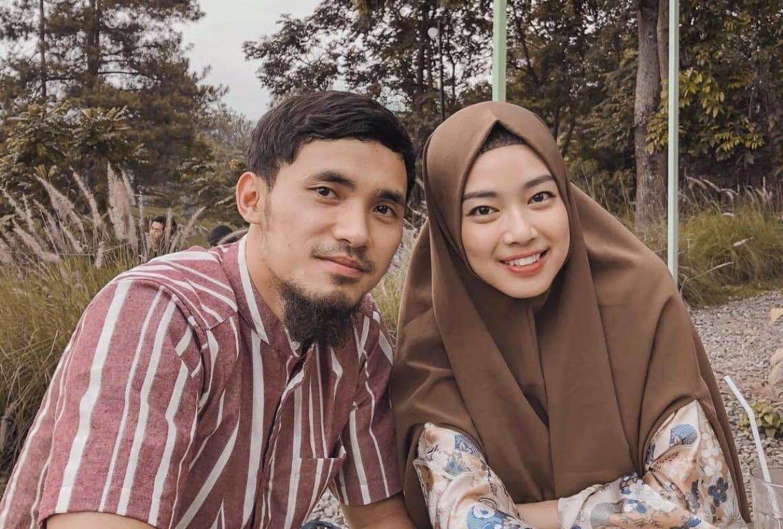Kisah Romantis Lindswell Kwok, Ratu Wushu Supercantik Indonesia yang Menikah dengan Pendekar Wushu Kisah Romantis Lindswell Kwok, Ratu Wushu Supercantik Indonesia yang Menikah dengan Pendekar Wushu