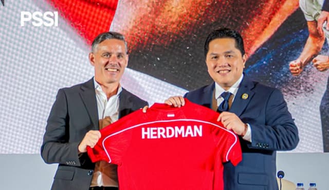 John Herdman Bahagia, Calon Penyerang Naturalisasi Bermimpi Antar Timnas Indonesia Lolos Piala Dunia 2030! John Herdman Bahagia, Calon Penyerang Naturalisasi Bermimpi Antar Timnas Indonesia Lolos Piala Dunia 2030!
