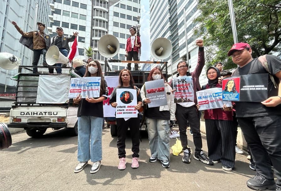 Keluarga Korban Kekerasan Oknum Aparat Dukung Pengusutan Kasus Andrie Yunus Keluarga Korban Kekerasan Oknum Aparat Dukung Pengusutan Kasus Andrie Yunus