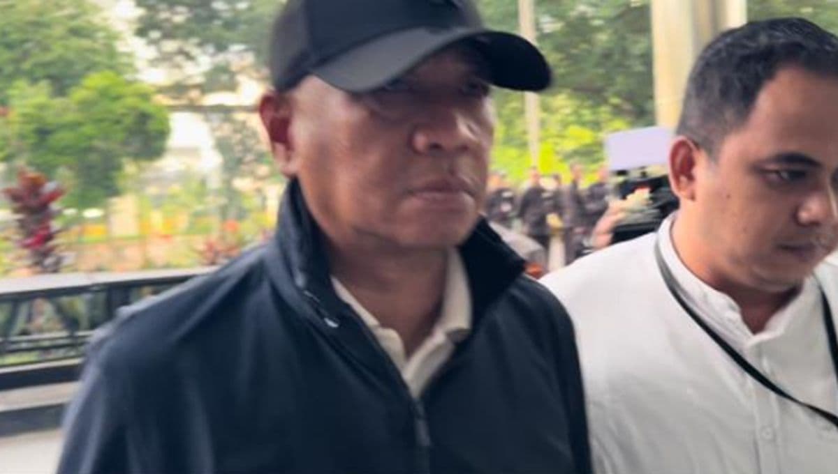 OTT Bupati Tulungagung Gatut Sunu Terkait Dugaan Pemerasan OTT Bupati Tulungagung Gatut Sunu Terkait Dugaan Pemerasan