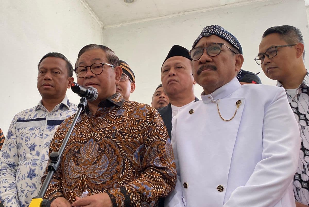 Pramono Izinkan Parpol Pakai Nama Halte: Syaratnya Bayar Pramono Izinkan Parpol Pakai Nama Halte: Syaratnya Bayar