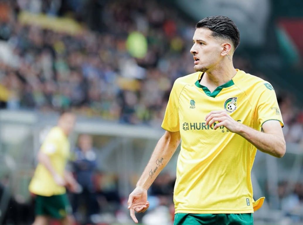 Justin Hubner Minta Maaf Usai Bikin Kaki Pemain NAC Breda Robek Justin Hubner Minta Maaf Usai Bikin Kaki Pemain NAC Breda Robek