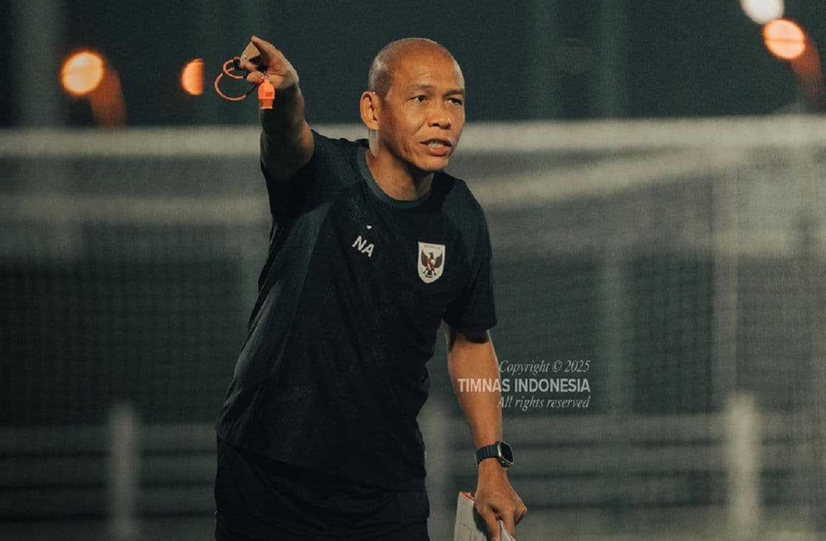 Respons Nova Arianto soal Dugaan Pemain Timnas Indonesia U-20 Lepaskan Tendangan Kungfu ke Pemain Lain di Laga EPA U-20 Respons Nova Arianto soal Dugaan Pemain Timnas Indonesia U-20 Lepaskan Tendangan Kungfu ke Pemain Lain di Laga EPA U-20