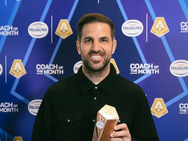 Chelsea Pecat Liam Rosenior, Como 1907 Siap-Siap Kehilangan Cesc Fabregas? Chelsea Pecat Liam Rosenior, Como 1907 Siap-Siap Kehilangan Cesc Fabregas?