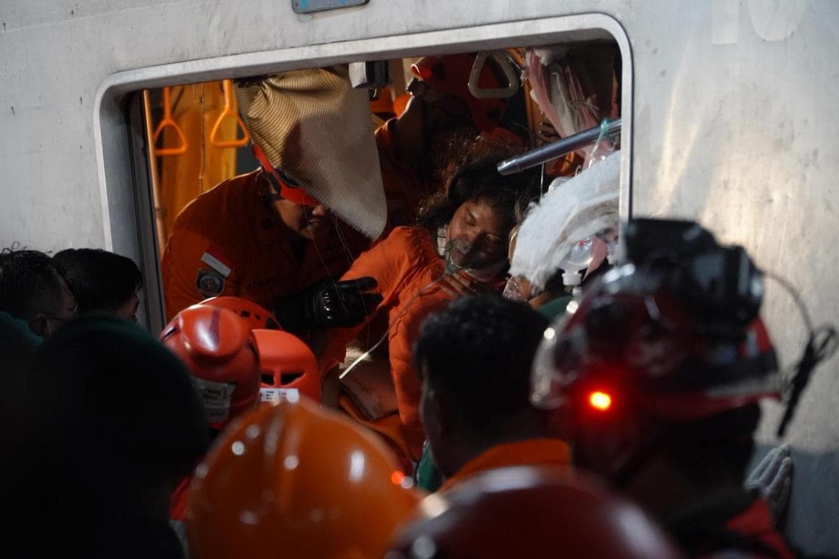 Tabrakan KRL di Bekasi Timur, KAI Buka Posko Informasi Bantu Keluarga Korban Tabrakan KRL di Bekasi Timur, KAI Buka Posko Informasi Bantu Keluarga Korban