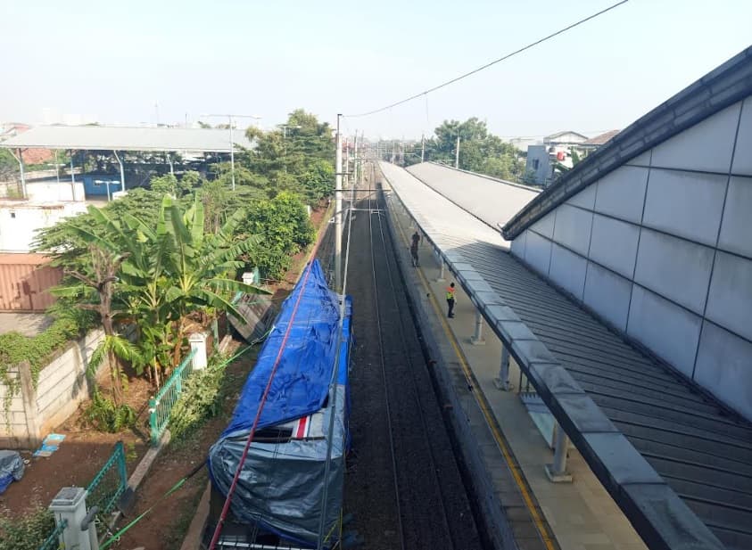 Daftar Perjalanan KA yang Dibatalkan Imbas Kecelakaan Kereta di Bekasi Daftar Perjalanan KA yang Dibatalkan Imbas Kecelakaan Kereta di Bekasi