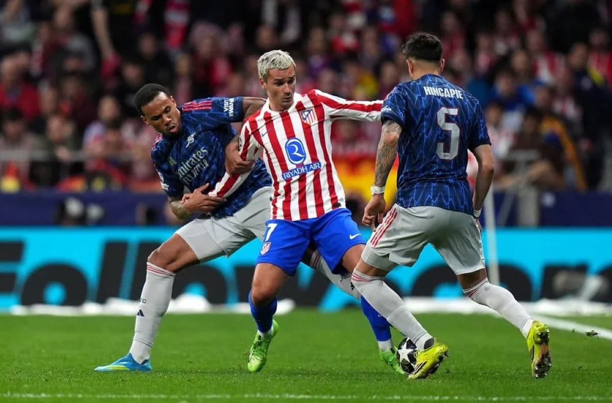 Penalti Arsenal Dianulir di Markas Atletico Madrid, Steven Gerrard dan Ally McCoist Kompak Sebut Ada Konspirasi Penalti Arsenal Dianulir di Markas Atletico Madrid, Steven Gerrard dan Ally McCoist Kompak Sebut Ada Konspirasi