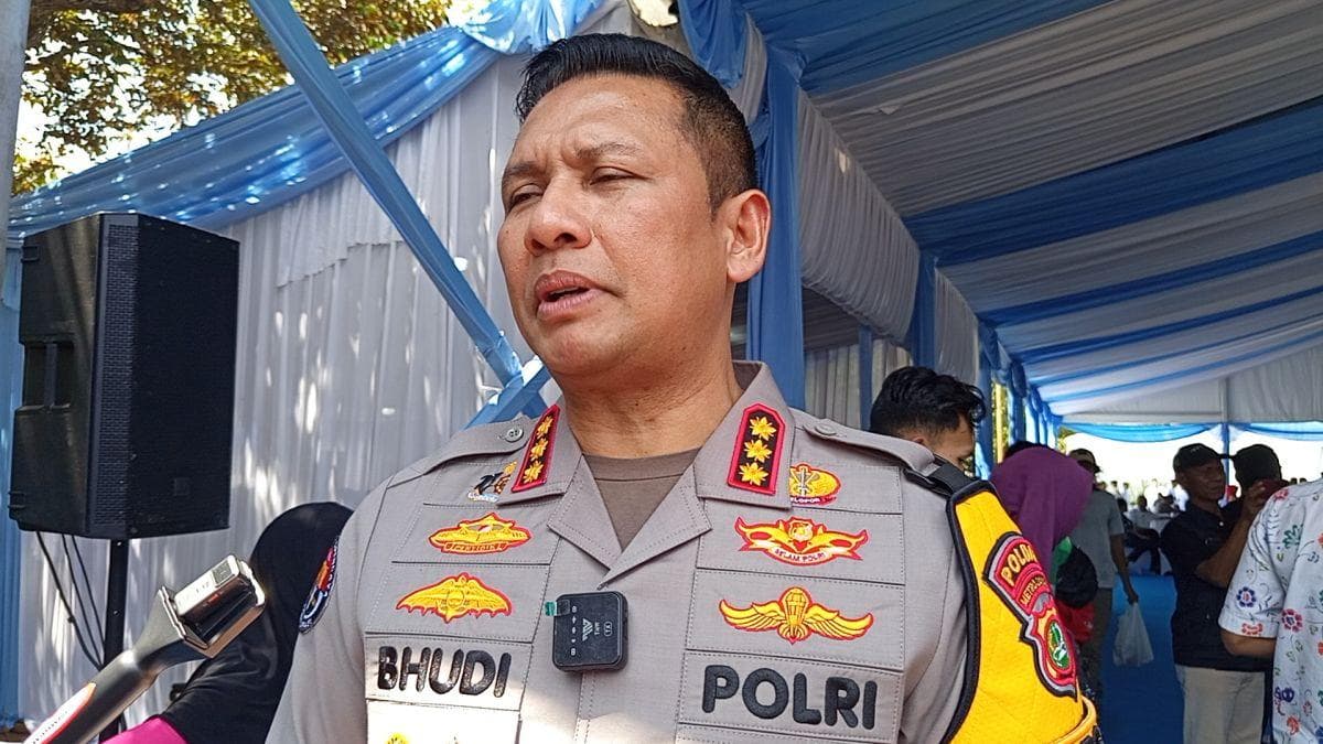 Polisi Pulangkan 101 Terduga Perusuh May Day Usai Pemeriksaan Polisi Pulangkan 101 Terduga Perusuh May Day Usai Pemeriksaan