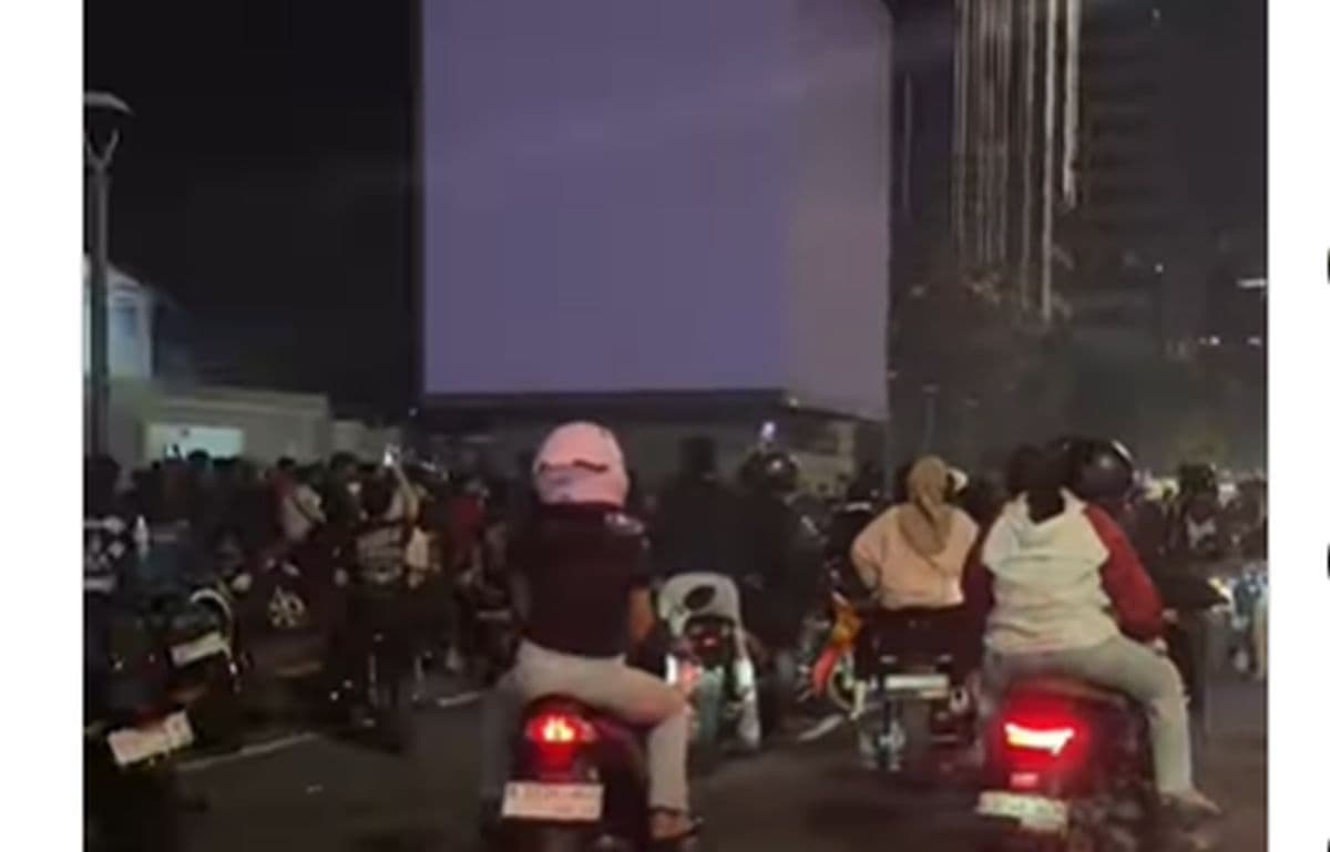 Komunitas Motor Nekat Tutup Jalan di Thamrin, Ini Penjelasan Polisi Komunitas Motor Nekat Tutup Jalan di Thamrin, Ini Penjelasan Polisi