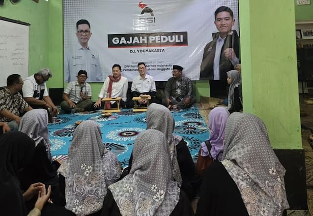 PSI Salurkan Bantuan ke Anak-Anak Panti Asuhan Sasana Kreatif Mandiri Yogyakarta PSI Salurkan Bantuan ke Anak-Anak Panti Asuhan Sasana Kreatif Mandiri Yogyakarta