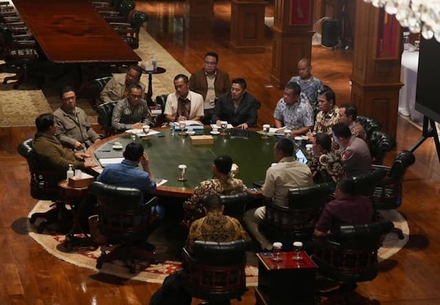 Prabowo Pimpin Ratas di Hambalang, Isu Hankam hingga Pendidikan Dibahas Prabowo Pimpin Ratas di Hambalang, Isu Hankam hingga Pendidikan Dibahas