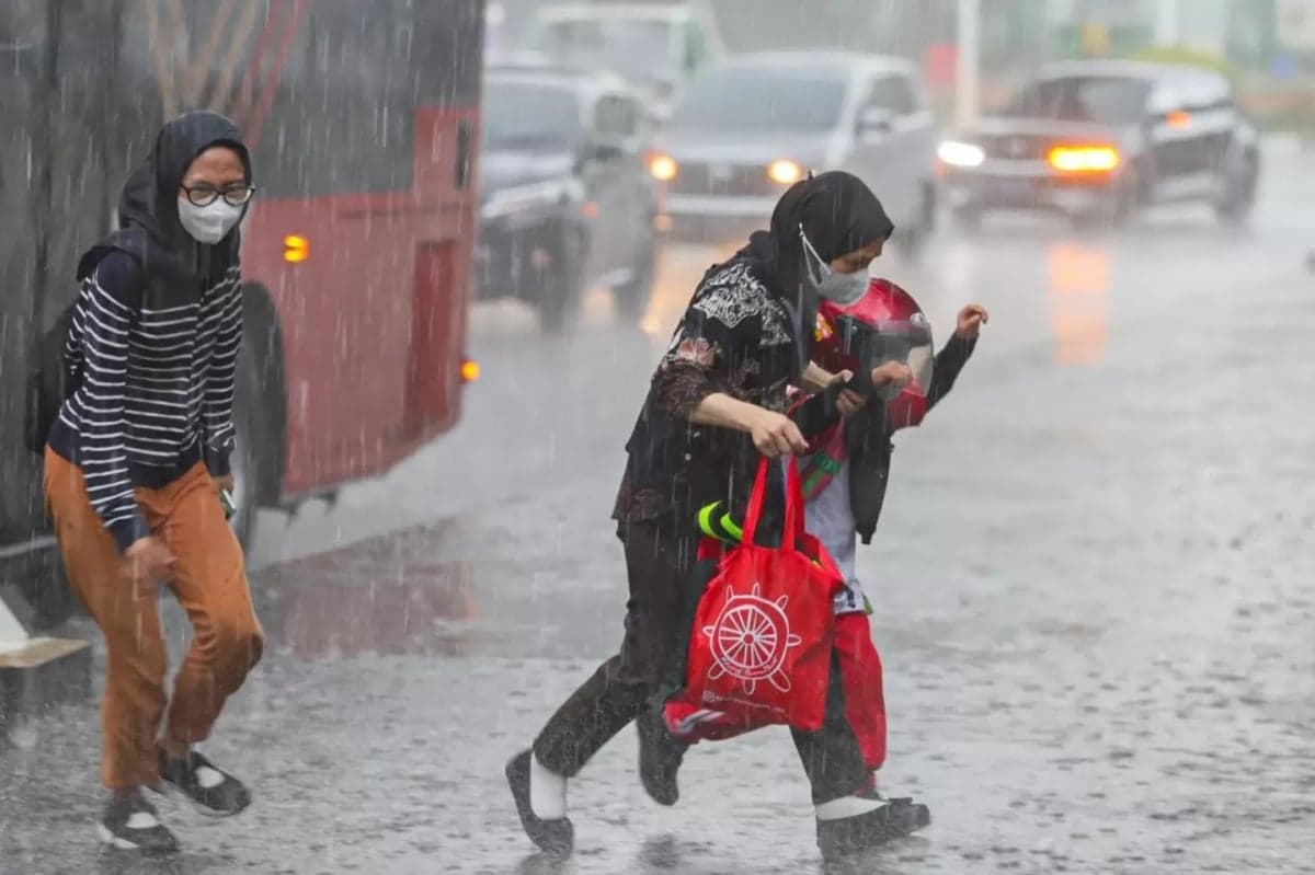 Prakiraan Cuaca Jakarta Hari Ini: Hujan Siang-Sore Prakiraan Cuaca Jakarta Hari Ini: Hujan Siang-Sore