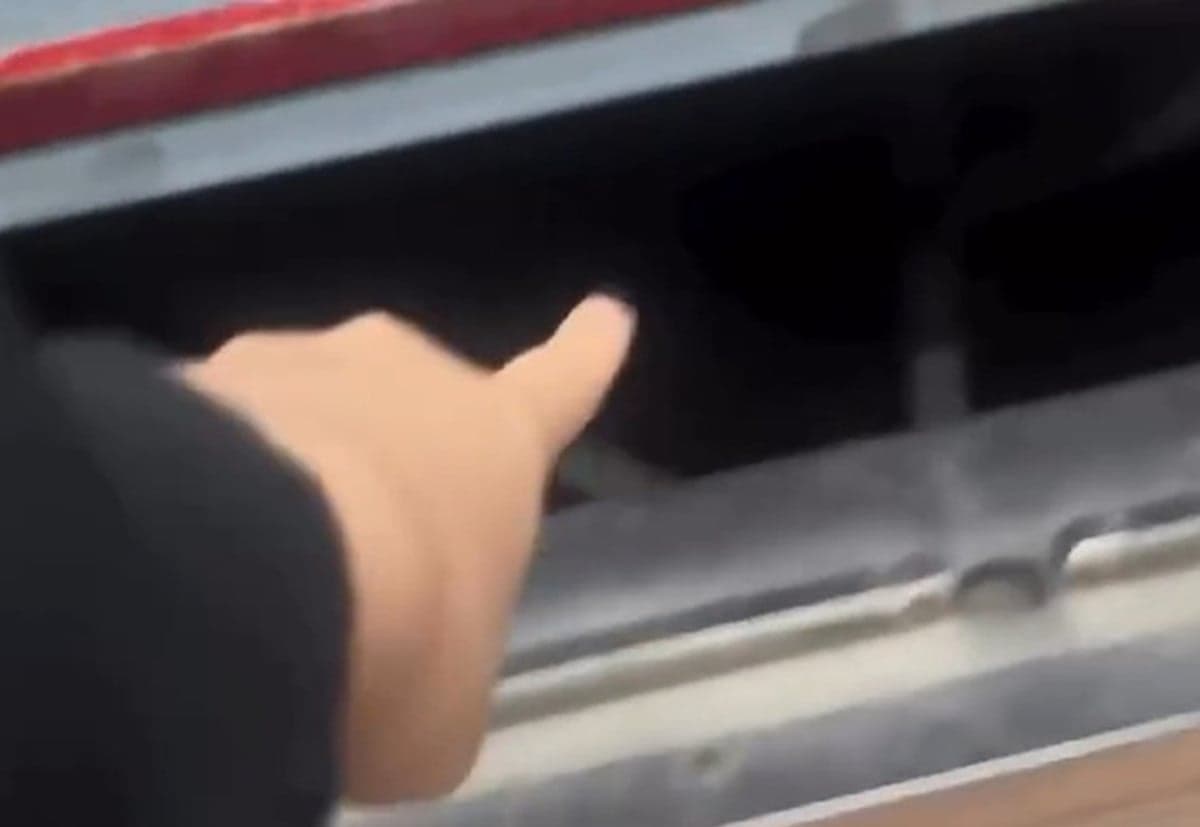 Kasus Dugaan Pelecehan Intip Rok dari Bawah Peron Stasiun Kebayoran, KAI Buka Suara Kasus Dugaan Pelecehan Intip Rok dari Bawah Peron Stasiun Kebayoran, KAI Buka Suara