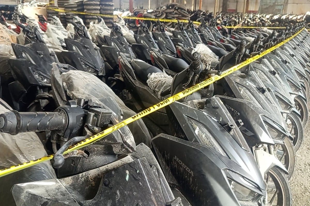 Gudang Motor Ilegal di Jaksel Sudah Ekspor 99 Ribu Unit, Potensi Kerugian Negara Rp177 Miliar Gudang Motor Ilegal di Jaksel Sudah Ekspor 99 Ribu Unit, Potensi Kerugian Negara Rp177 Miliar
