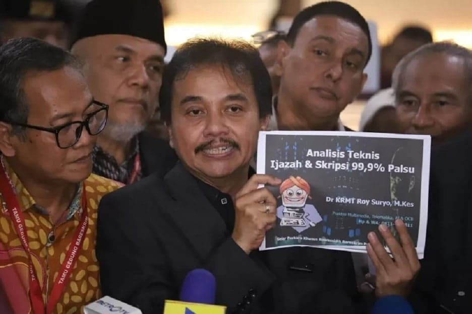 Kasus Ijazah Jokowi, Roy Suryo: Banyak Broker yang Tawarkan Restorative Justice Demi Uang Kasus Ijazah Jokowi, Roy Suryo: Banyak Broker yang Tawarkan Restorative Justice Demi Uang
