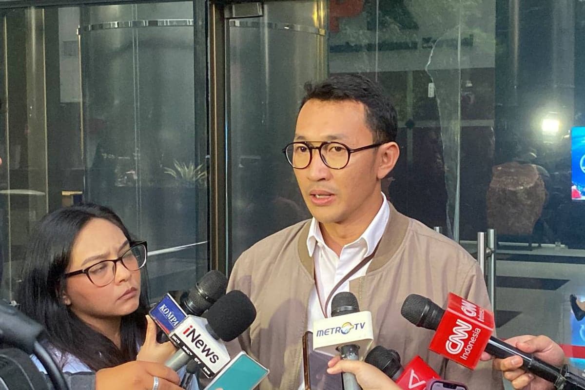 OTT Importasi Barang, KPK Tangkap Mantan Direktur Penyidikan dan Penindakan Bea Cukai OTT Importasi Barang, KPK Tangkap Mantan Direktur Penyidikan dan Penindakan Bea Cukai