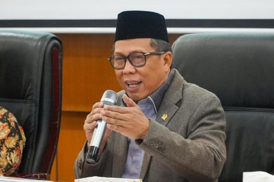 Guru Madrasah Swasta dan Jalan Keadilan Pendidikan Keagamaan Guru Madrasah Swasta dan Jalan Keadilan Pendidikan Keagamaan