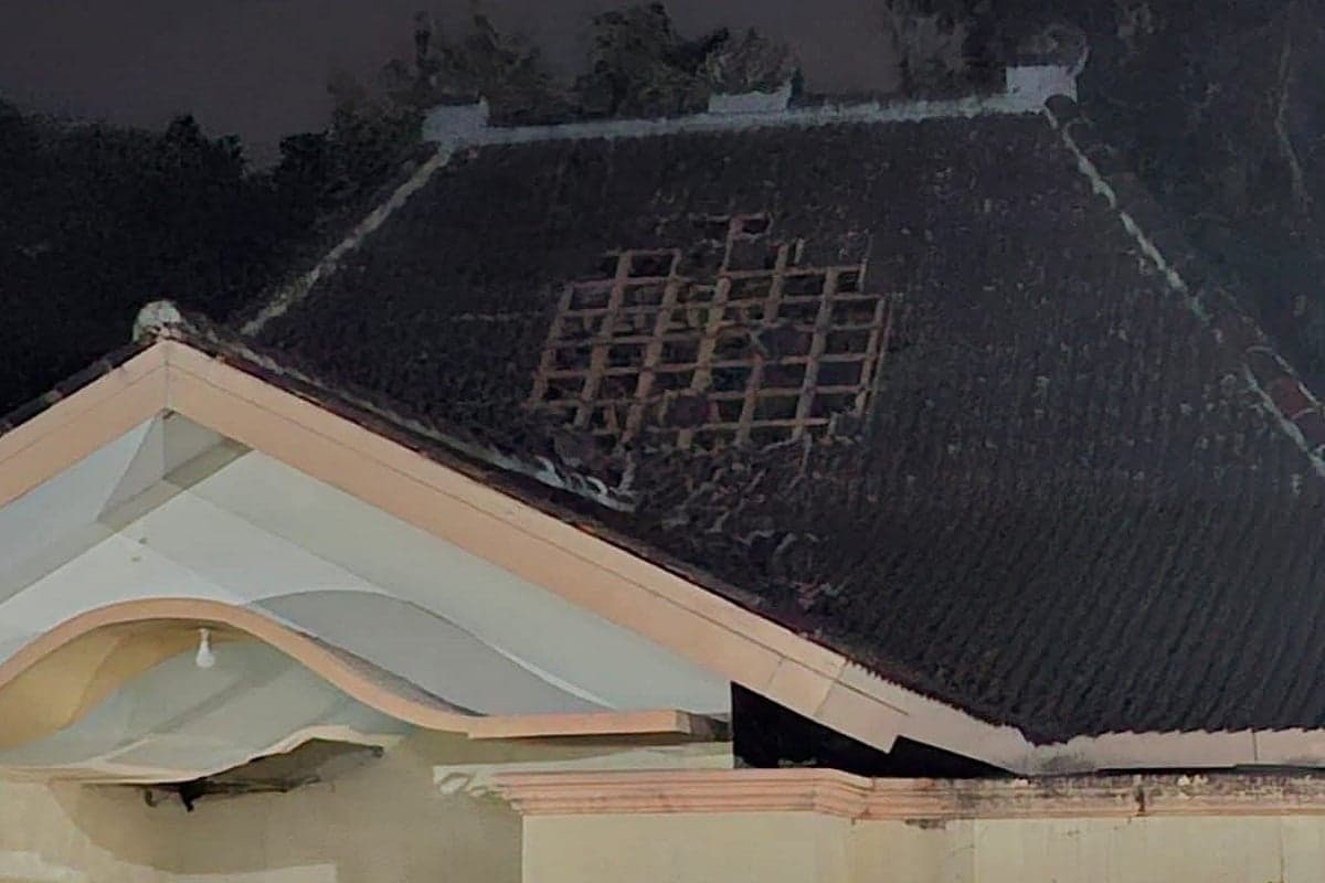 Gempa M6,4 Pacitan Akibatkan Kerusakan Bangunan di Beberapa Lokasi Gempa M6,4 Pacitan Akibatkan Kerusakan Bangunan di Beberapa Lokasi