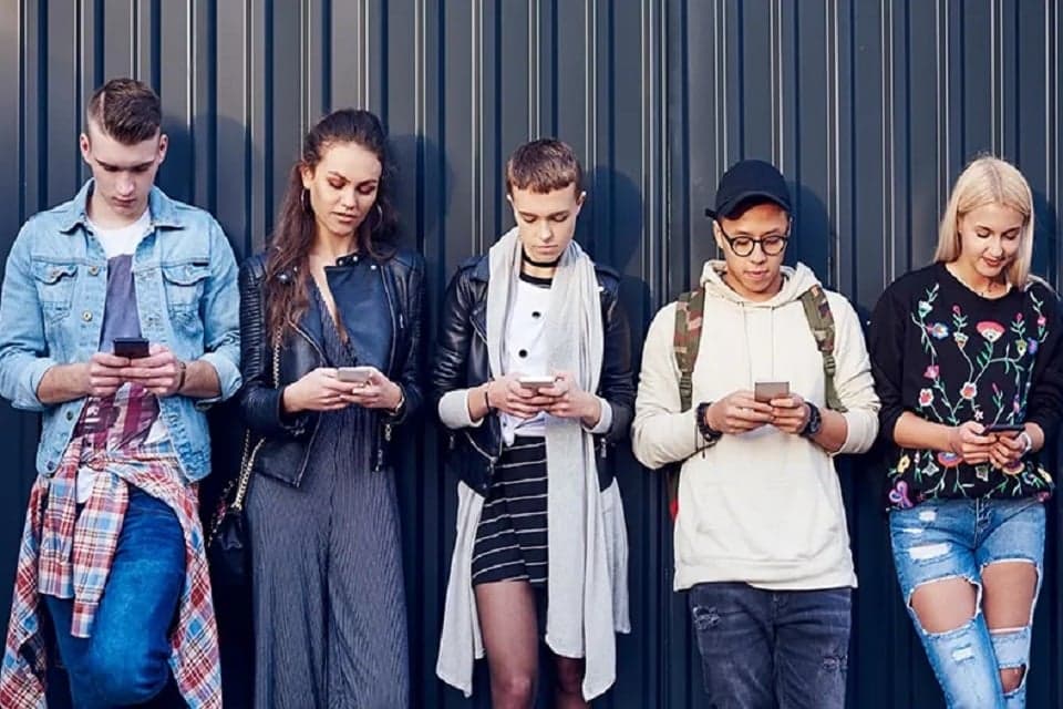 Ahli Ungkap, Prestasi Akademik Gen Z Terendah Dibanding Generasi Sebelumnya Ahli Ungkap, Prestasi Akademik Gen Z Terendah Dibanding Generasi Sebelumnya