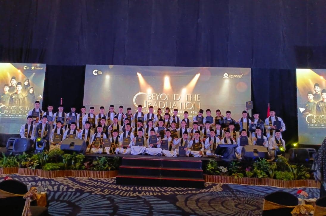 125 Mahasantri Cinta Quran Center Siap Jadi Dai di Tengah Masyarakat 125 Mahasantri Cinta Quran Center Siap Jadi Dai di Tengah Masyarakat