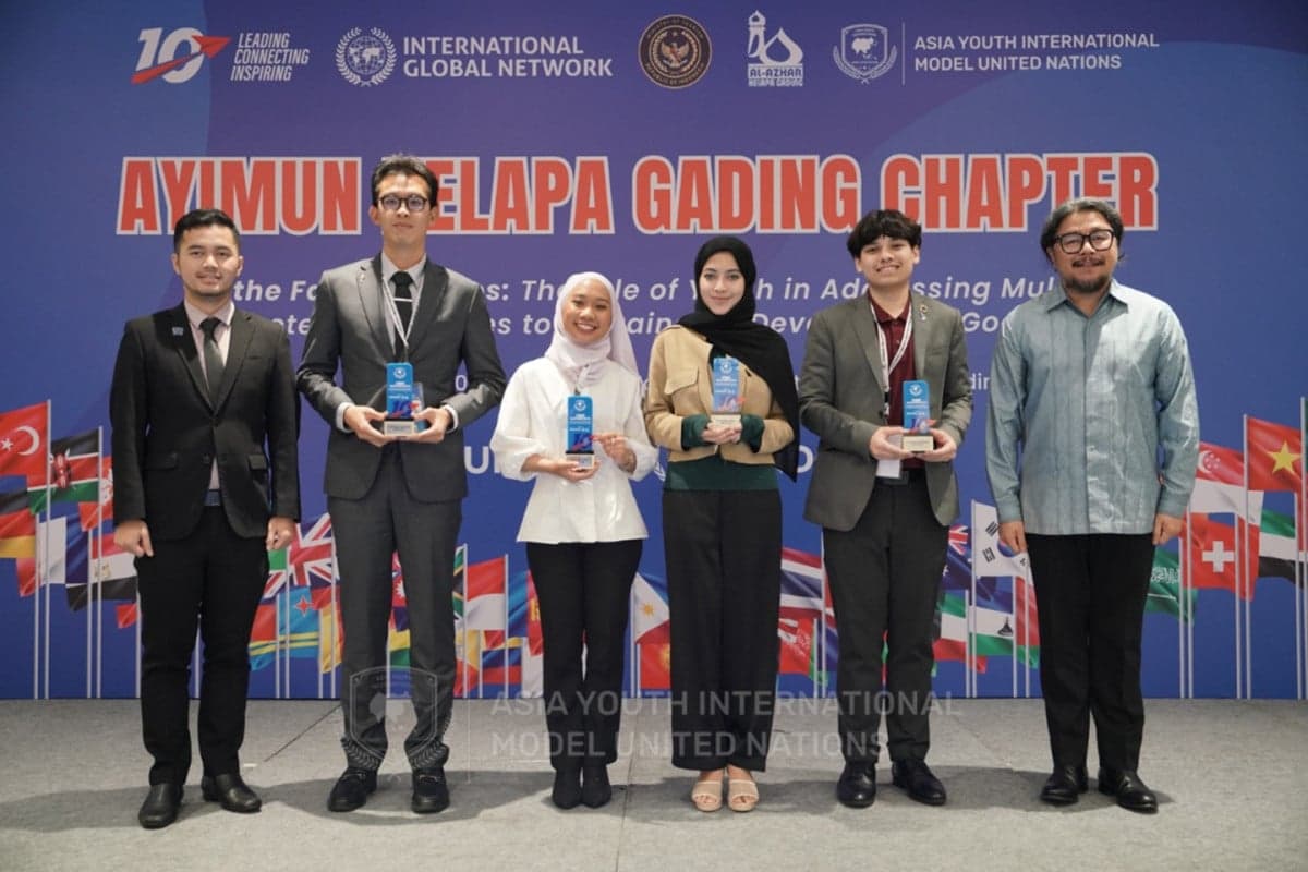 AYIMUN Kelapa Gading Chapter Cetak Pemimpin Muda Berwawasan Global dan Berkarakter AYIMUN Kelapa Gading Chapter Cetak Pemimpin Muda Berwawasan Global dan Berkarakter