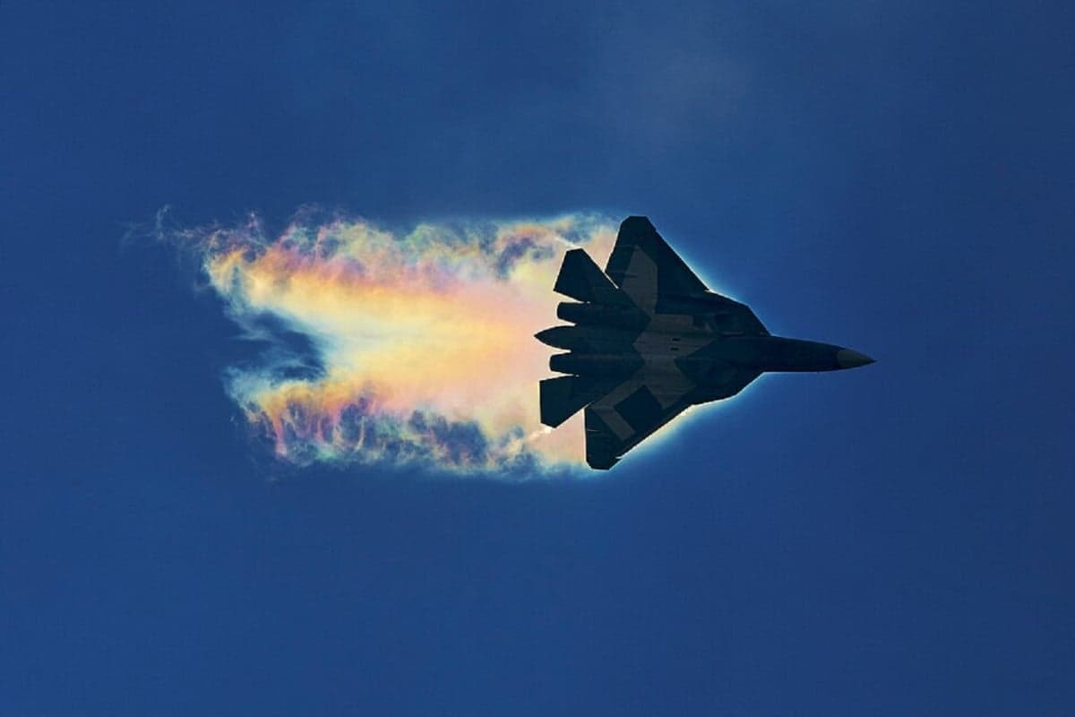 Tentara Rusia Dipasok Jet Tempur Siluman Su-57 Secara Besar-besaran Tentara Rusia Dipasok Jet Tempur Siluman Su-57 Secara Besar-besaran